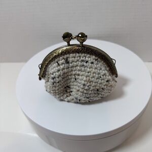 Elegant Cream Crochet Coin Purse